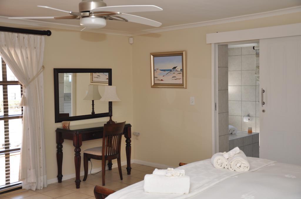 Hotel Whispering Whale Jacobs Bay Pokoj fotografie